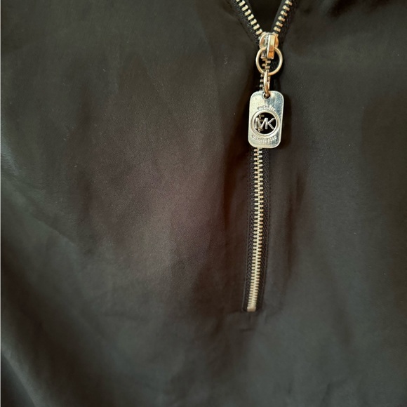 Michael Kors blouse size XS - Picture 2 of 5